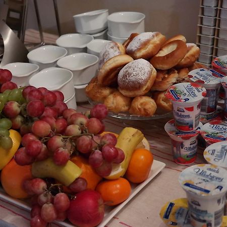 Zamek Krolewski W Niepolomicach Niepołomice Exteriör bild